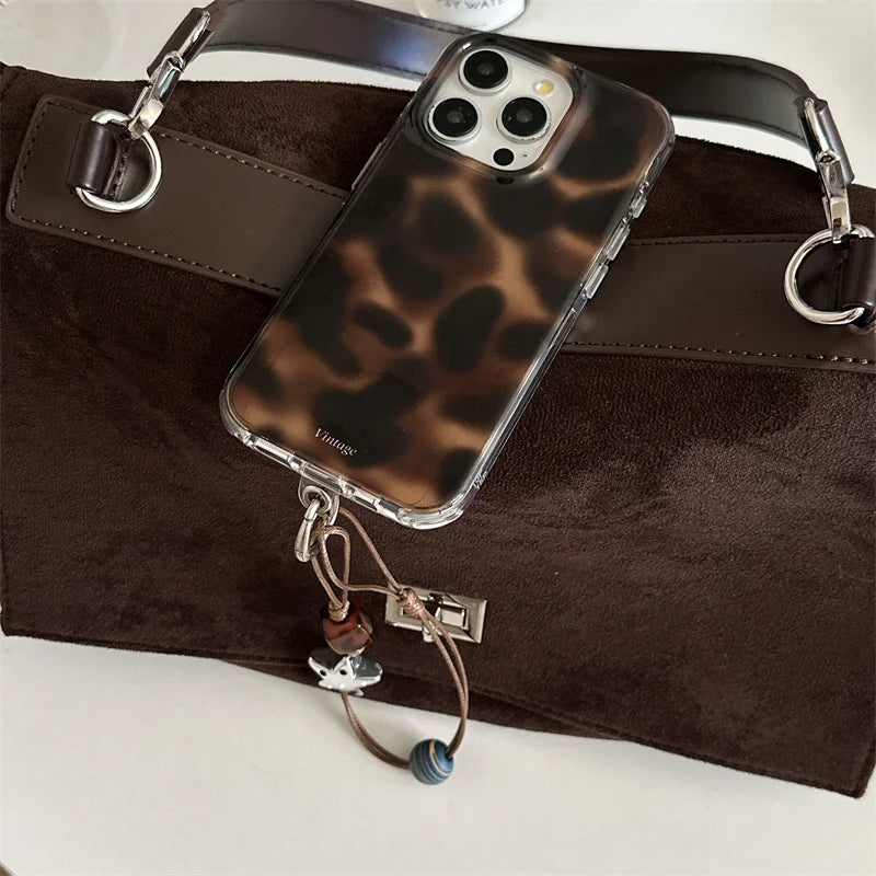 Fashion Amber Pattern Phone Case For iPhone 17 Pro 15 14 16 Pro Max Cover with Hand Rope Chain Shockproof Cute Cases 16Pro Funda