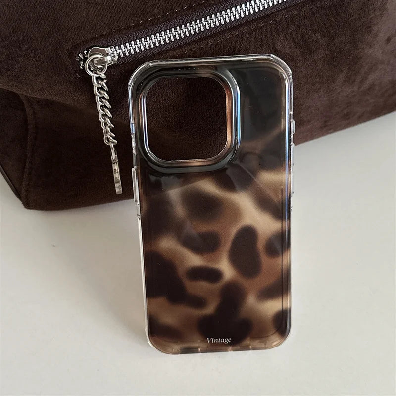 Fashion Amber Pattern Phone Case For iPhone 17 Pro 15 14 16 Pro Max Cover with Hand Rope Chain Shockproof Cute Cases 16Pro Funda